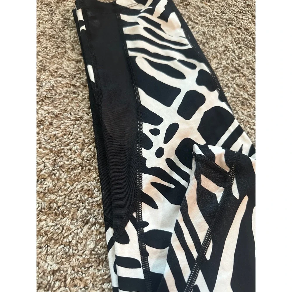 Nike Dri-FIT Women Black White Zebra Print Mesh Running Tights Leggings LT